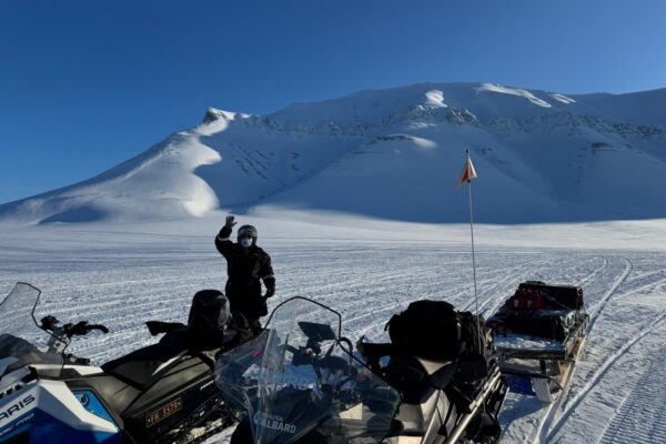 Snowmobile Svalbard Snowmobile Svalbard
